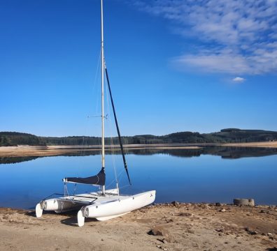 Lac de Vassivière à sec été 2026